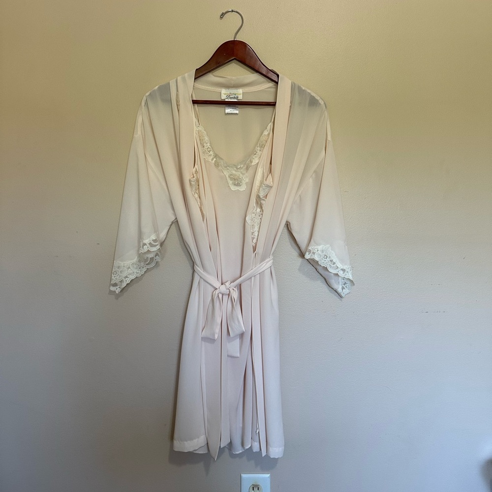 Vintage Dentelle Intimates Bridal Set (Silky Lace-Trim Robe and Slip Set)